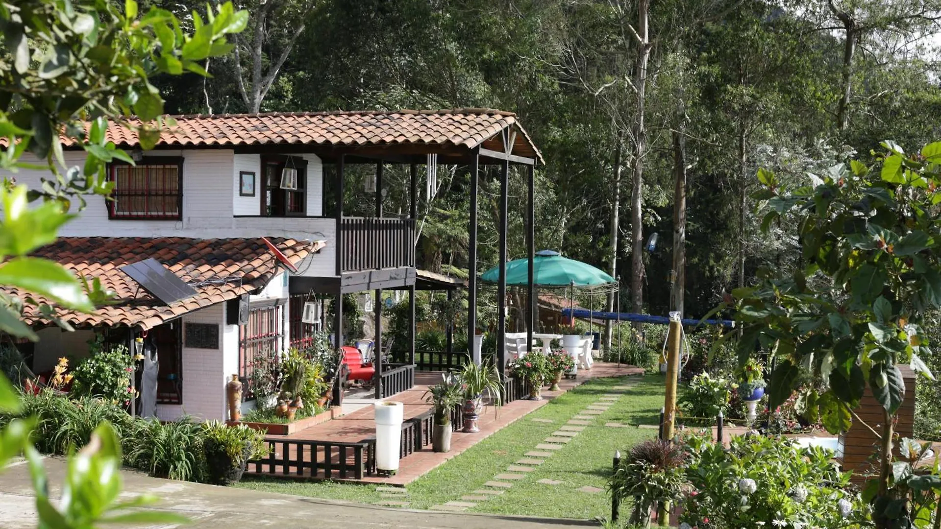 Gospodarstwo wiejskie Pensjonat El Barranquero Cali